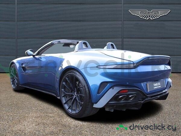 Aston Martin Vantage Blue