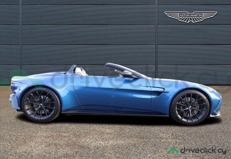 Aston Martin Vantage Blue