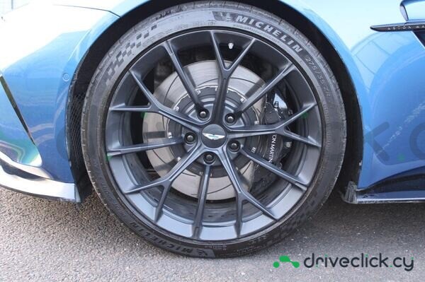 Aston Martin Vantage Blue