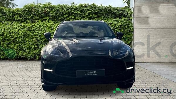 Aston Martin DBX Green