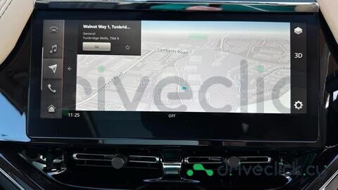 Aston Martin DBX Green