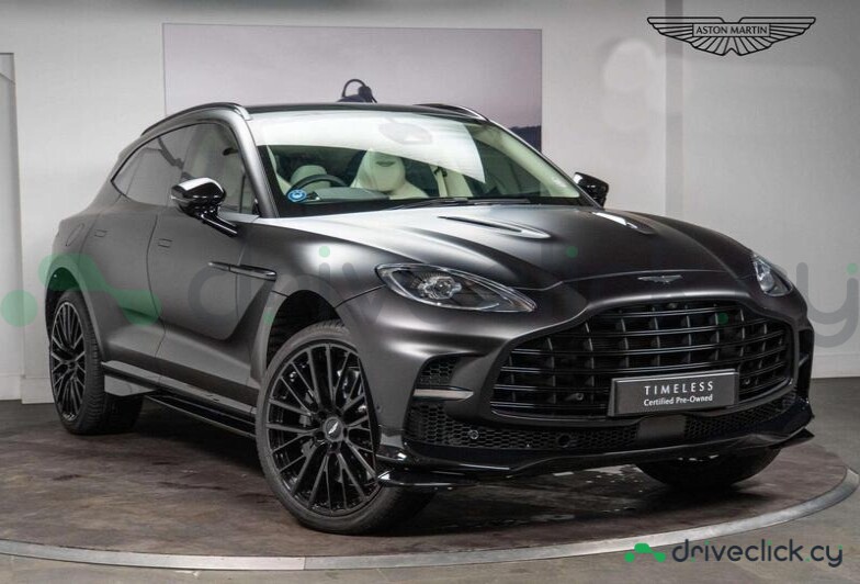 Aston Martin DBX Black