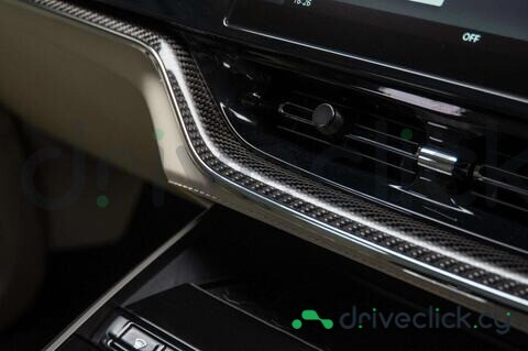 Aston Martin DBX Black
