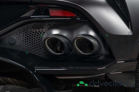 Aston Martin DBX Black
