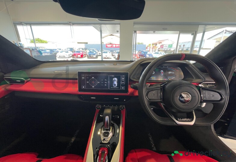 Lotus Emira Черный