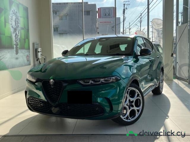 Alfa Romeo Tonale Зеленый