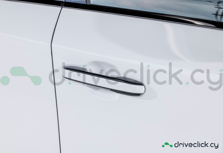 Lexus RX White