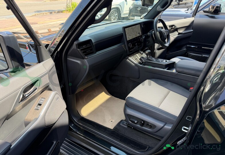 Lexus GX Black