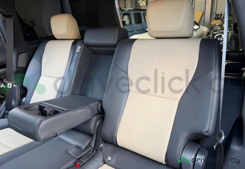Lexus GX Black