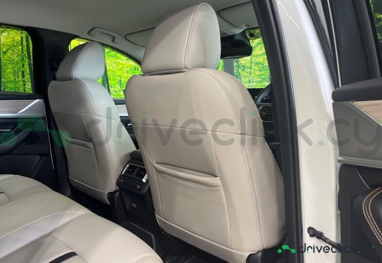 Mazda CX-60 Белый