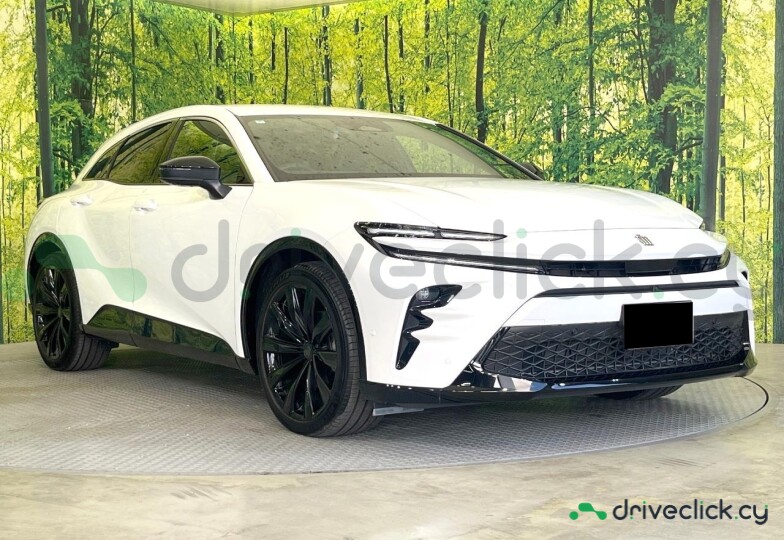 Toyota Crown Белый