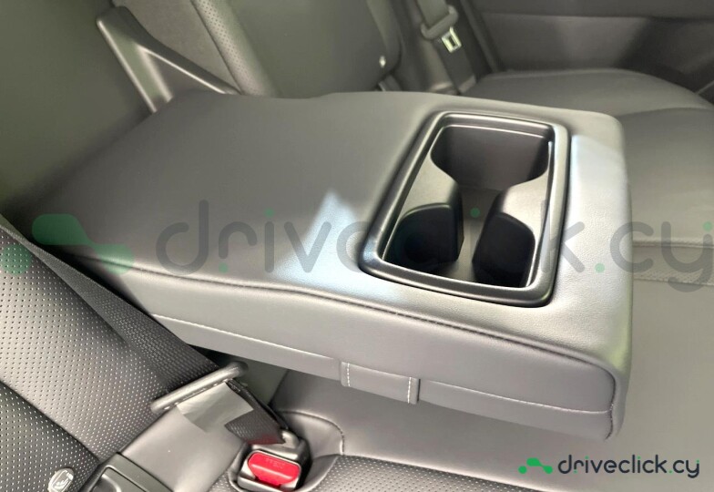 Toyota Crown Белый
