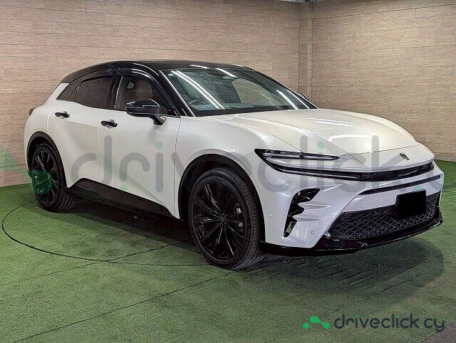 Toyota Crown Белый