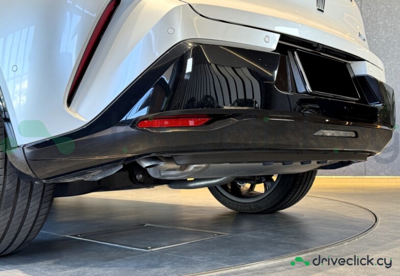 Toyota Crown Белый