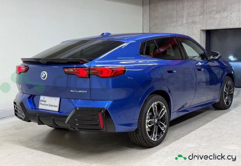 BMW X2 Blue