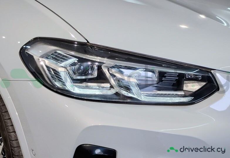 BMW X3 White