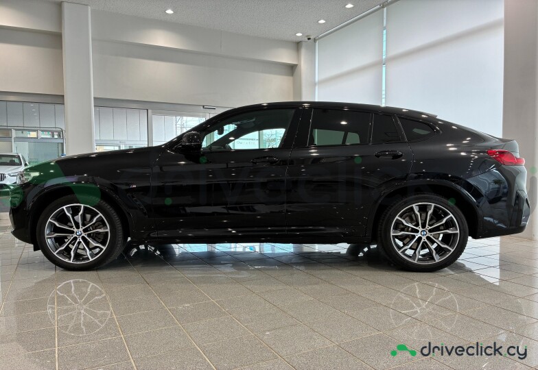 BMW X4 Black