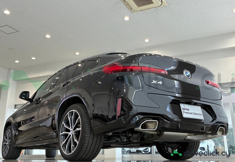 BMW X4 Black