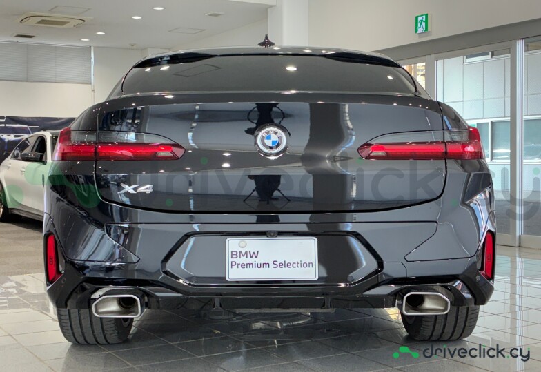BMW X4 Black