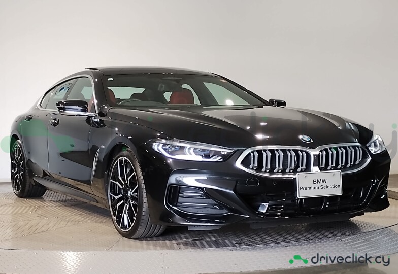 BMW 8 series Black