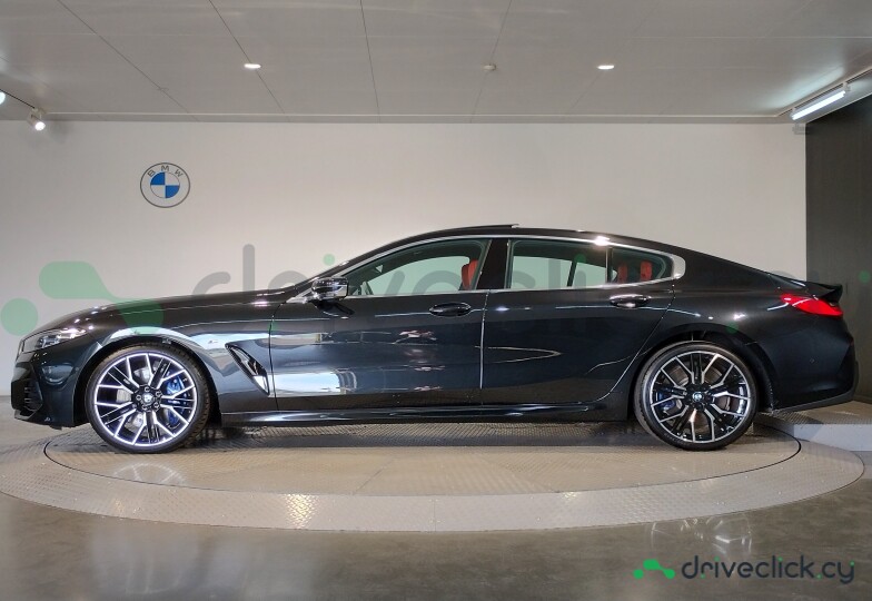BMW 8 series Black