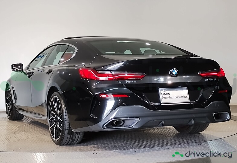 BMW 8 series Black