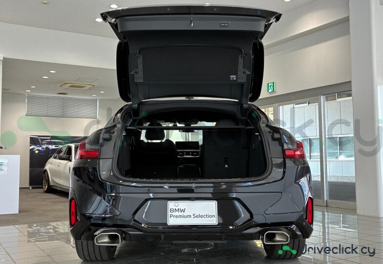 BMW X4 Black