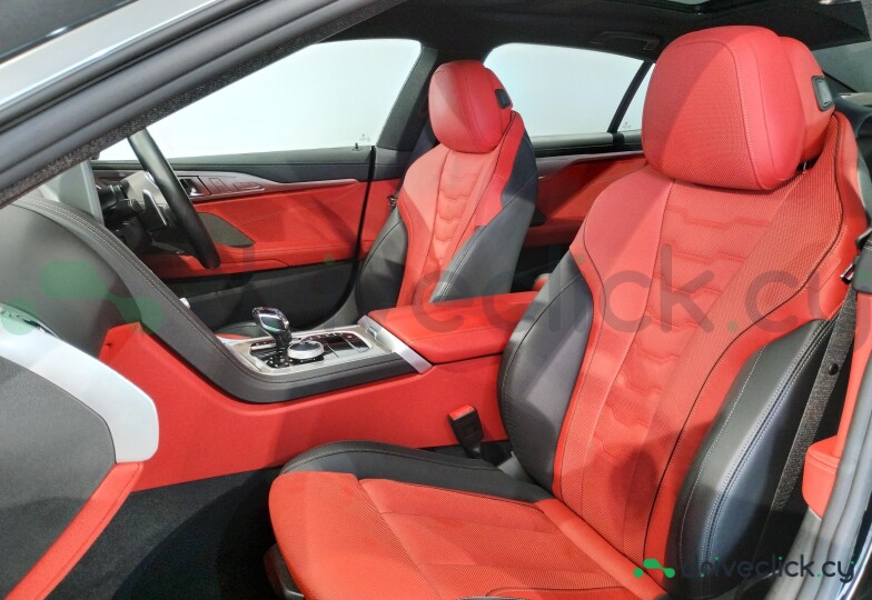 BMW 8 series Black