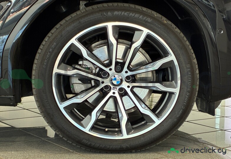 BMW X4 Black