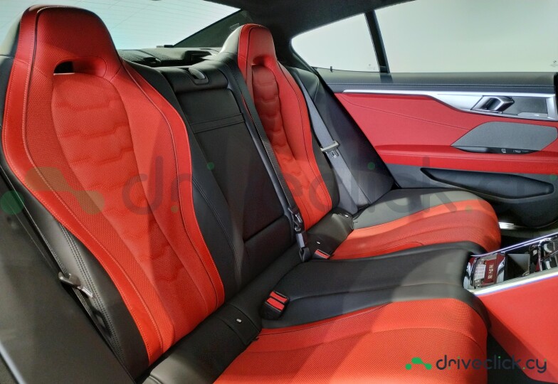 BMW 8 series Black