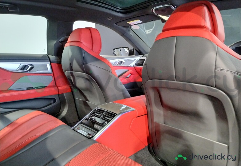 BMW 8 series Black