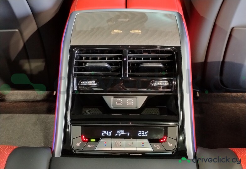 BMW 8 series Black