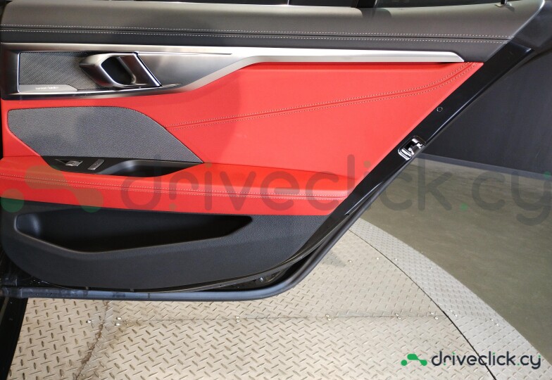 BMW 8 series Black