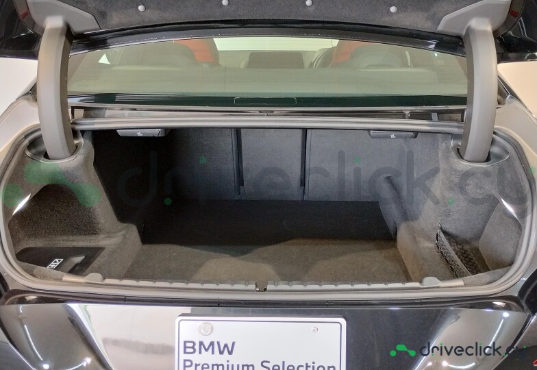 BMW 8 series Black
