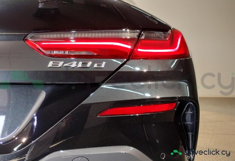 BMW 8 series Black