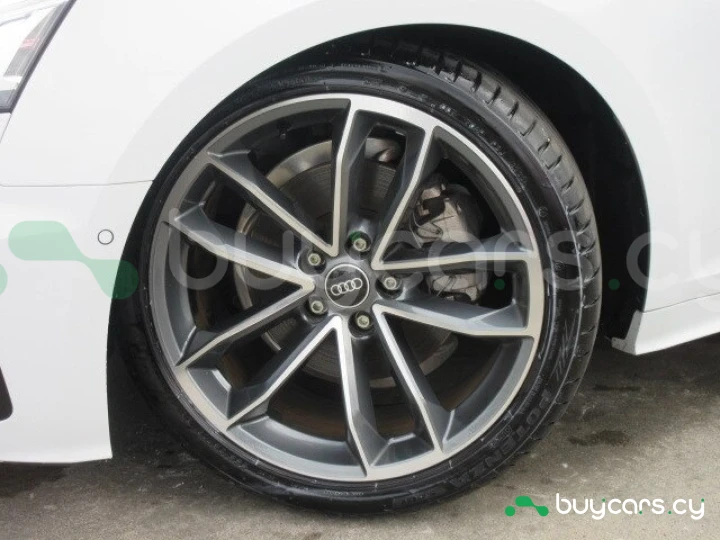 Audi A5 Белый