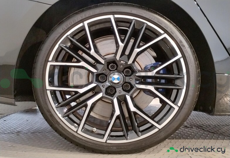 BMW 8 series Black