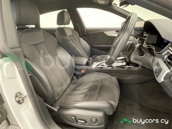 Audi A5 sportback Белый