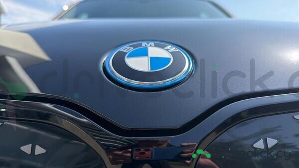 BMW iX1 Black