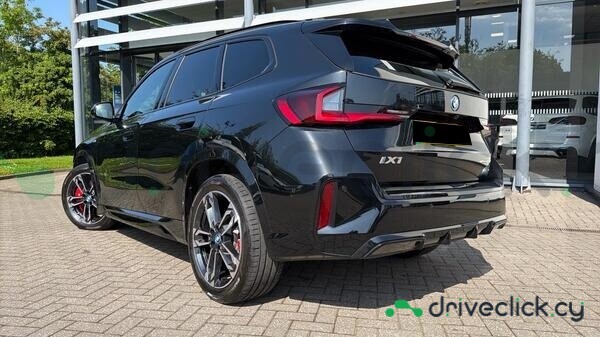 BMW iX1 Black