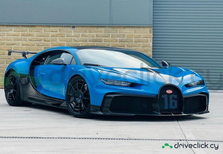 Bugatti Chiron Blue