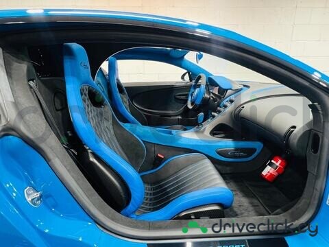 Bugatti Chiron Blue