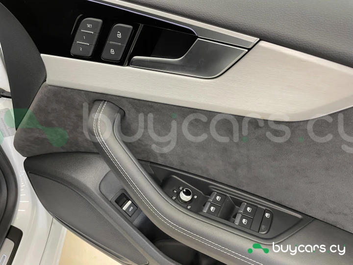 Audi A5 sportback Белый