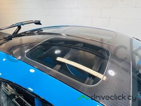 Bugatti Chiron Blue