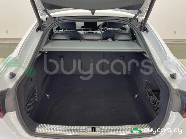 Audi A5 sportback Белый