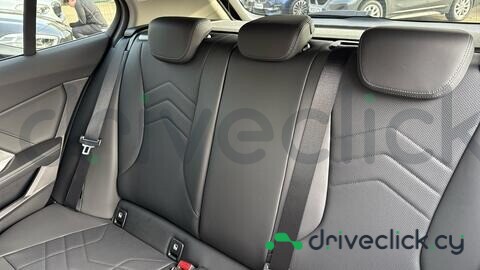 BMW 1 series Green