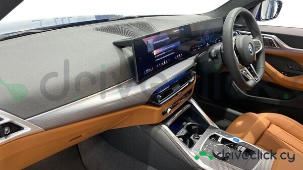 BMW 5 series Синий