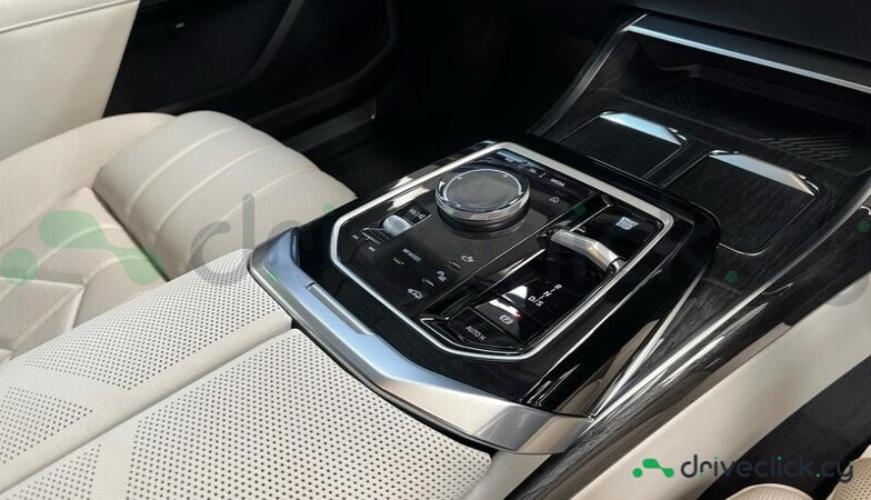 BMW 7 series Grey