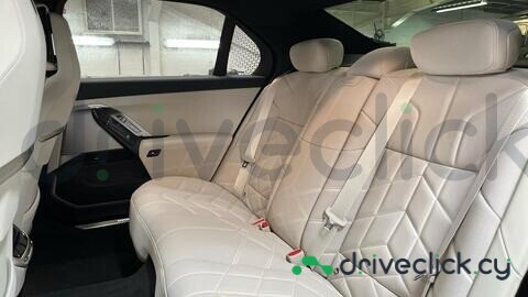 BMW 7 series Grey