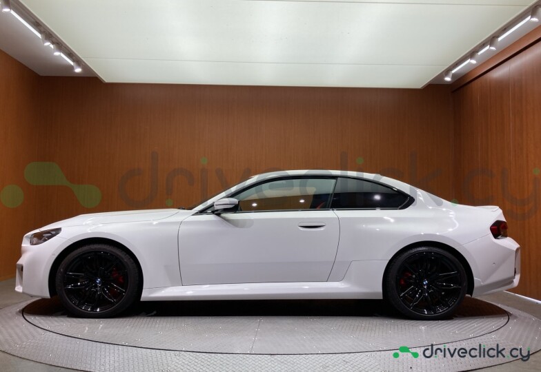 BMW M2 White